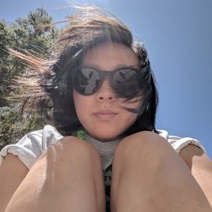 Meet your Posher, Tiffany